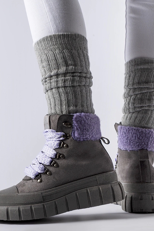 Botins cinzas com detalhes roxos Roanoke