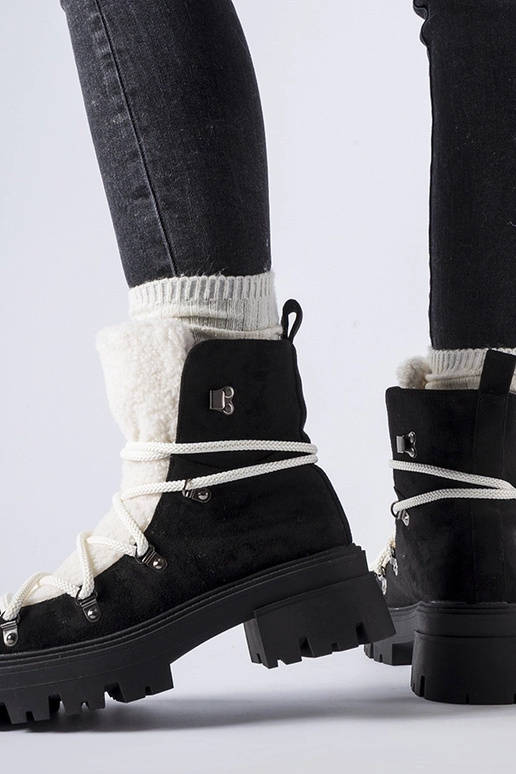 Trabalhadores negros com língua...