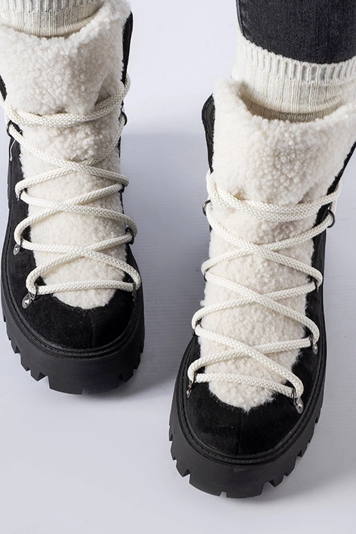 Trabalhadores negros com língua...