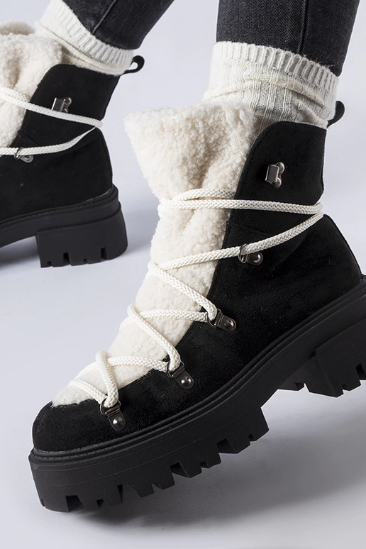 Trabalhadores negros com língua...