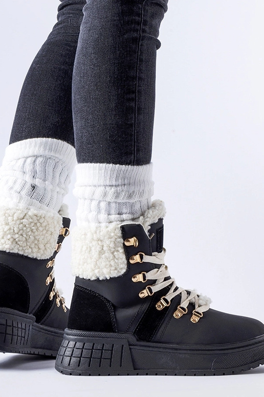 Trabalhadores negros em uma...