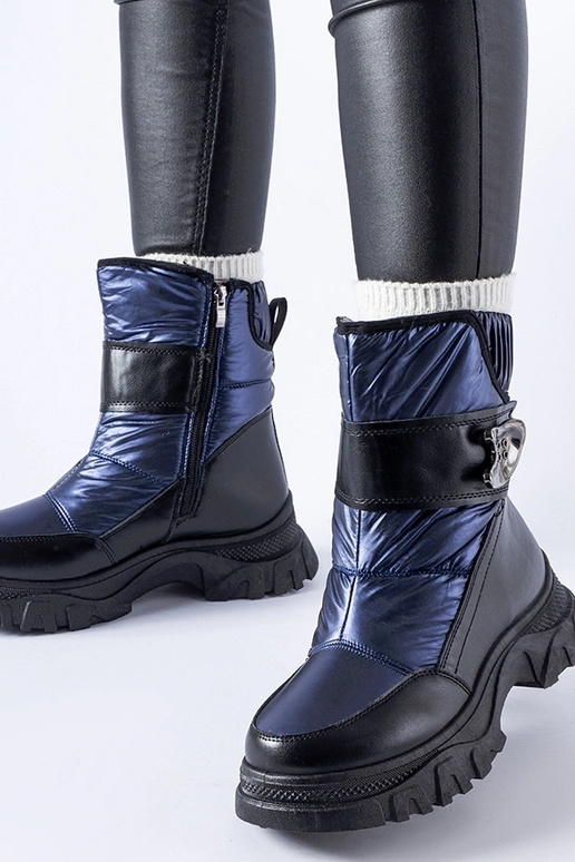 Botas de neve azuis com sola robusta...