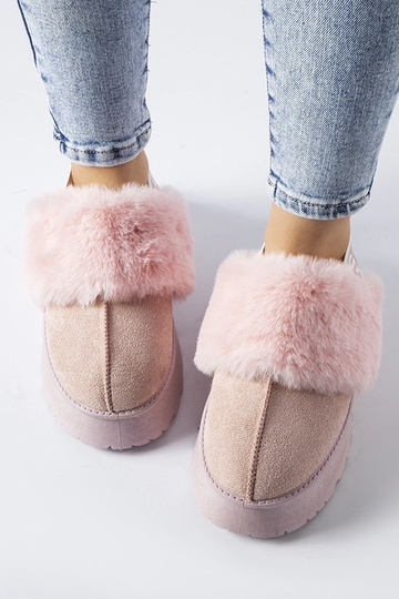 Chinelo rosa isolado com elástico e pelo Sangro 2