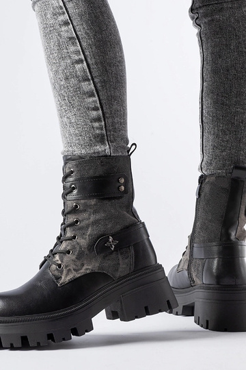 Botas acolchoadas pretas... 2