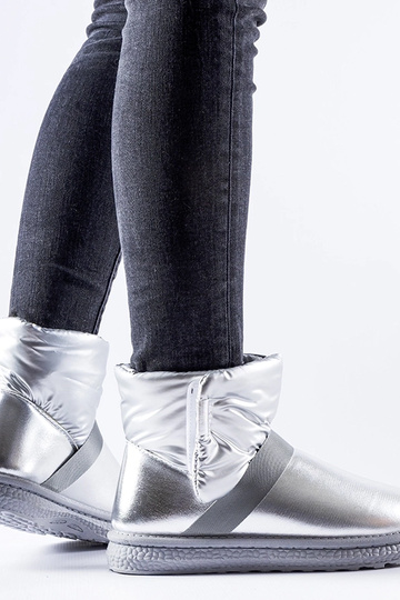 Botas de neve curtas...