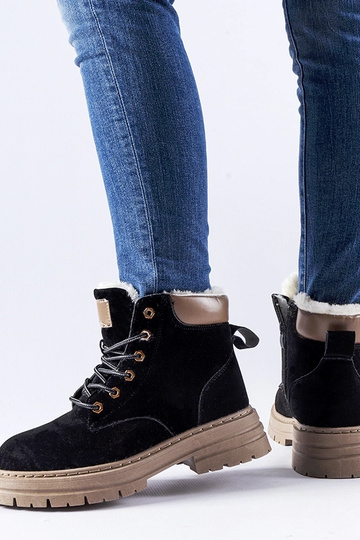 Trabalhadoras pretas com...