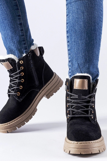 Trabalhadoras pretas com... 2