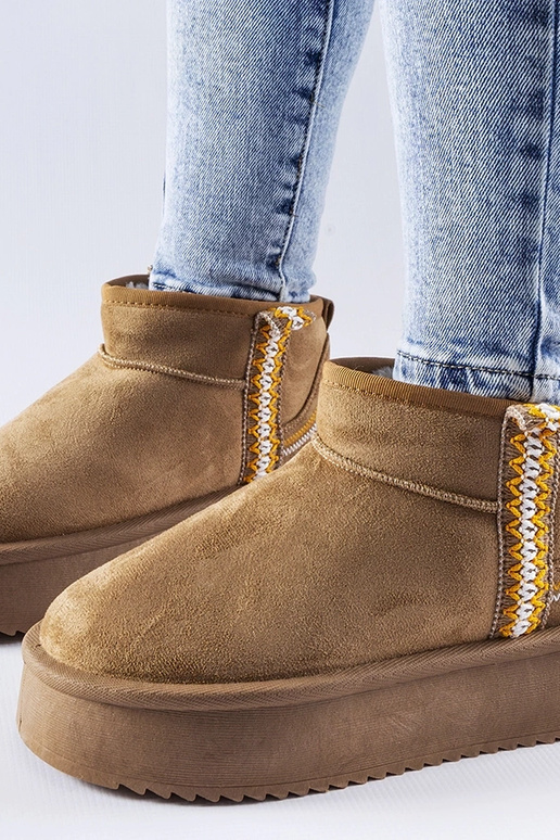 Botas de neve com plataforma bege...