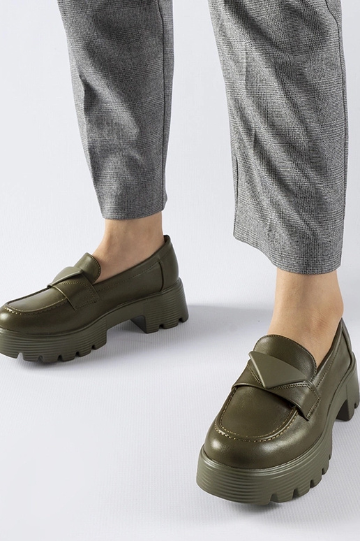 Mocassins verdes com sola Eligio maciça