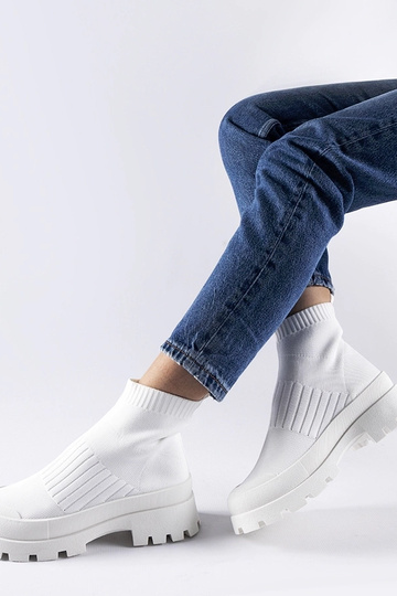 Tênis Varden com cabedal... 2