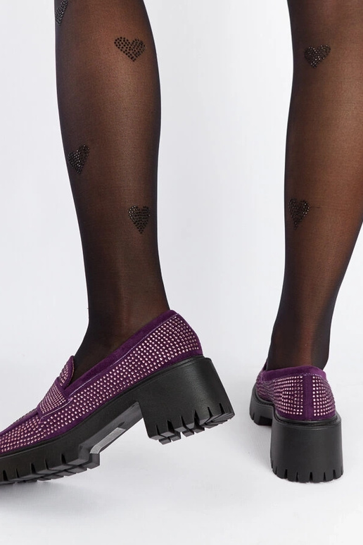 Mocassins roxos com salto enorme Pai