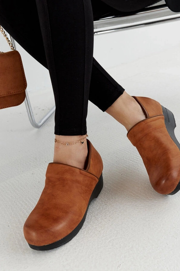 Sapatos de plataforma Montoro marrom - marrom quente