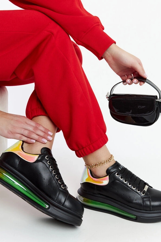 Tênis preto plataforma GOE NN2N4030