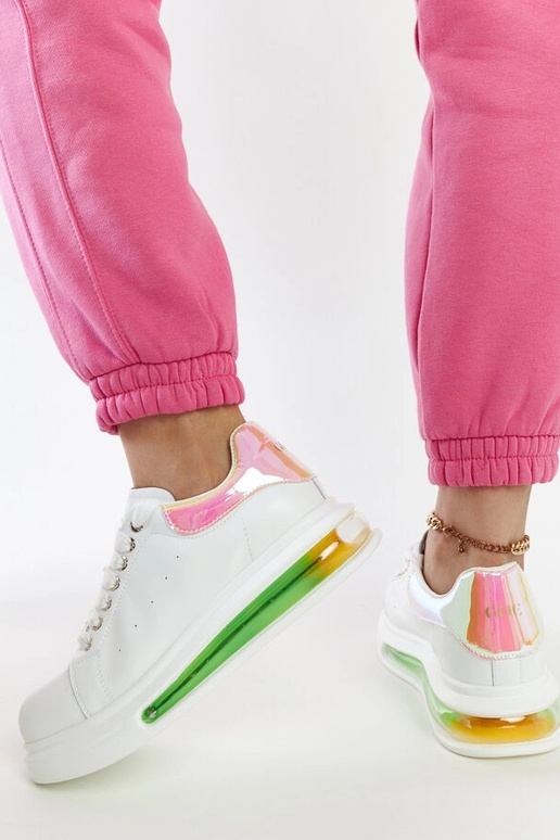 Tênis branco plataforma GOE NN2N4029