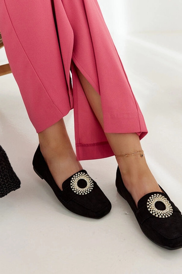 Mocassins pretos decorados com zircões Celena
