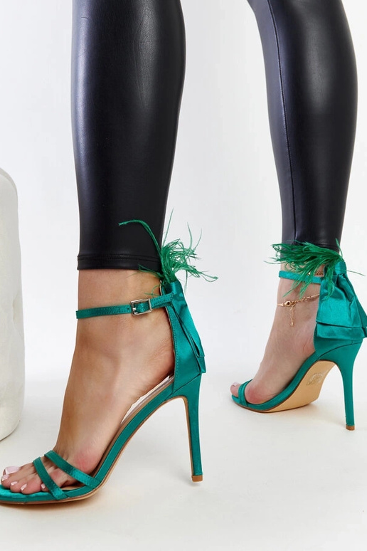 Sandálias de penas verdes Adalgisio