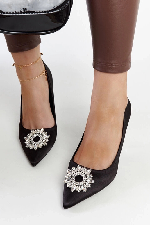 Sapatos de salto agulha pretos com...