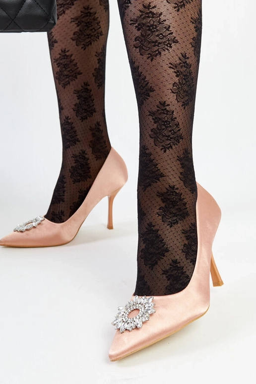 Sapatos de salto alto bege com...