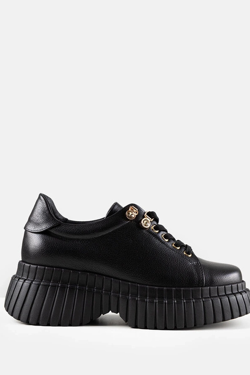 Ténis negros de couro com plataforma...