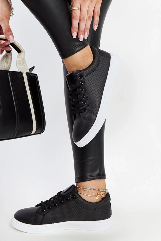 Tênis preto de couro ecológico Semret