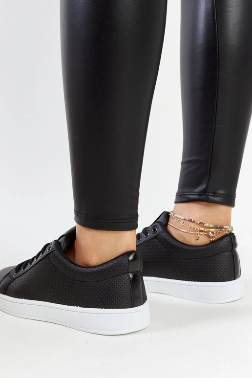 Tênis preto de couro ecológico Semret