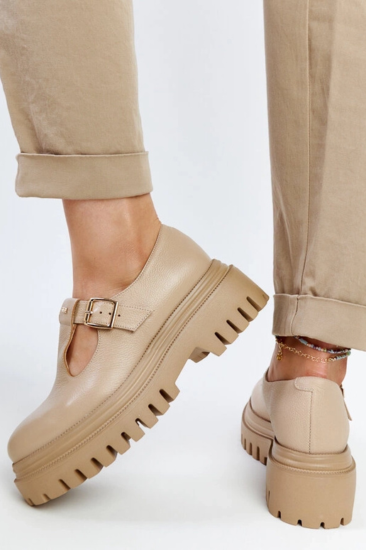 Sapatos de couro bege escuro Karino