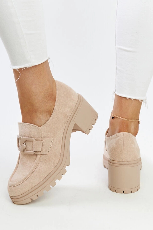 Botas bege com palmilha em couro...