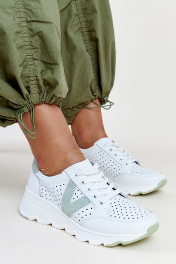 Sneakers de couro brancos...