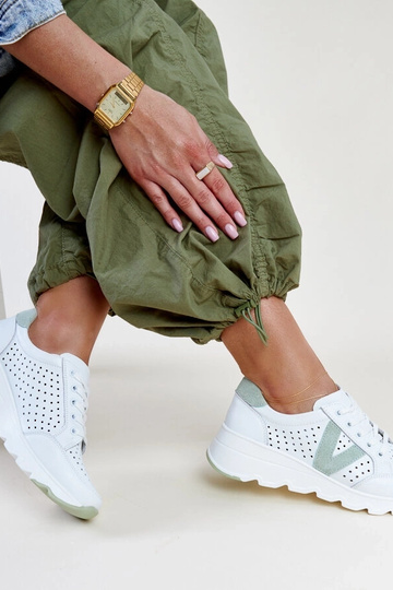 Sneakers de couro brancos... 2