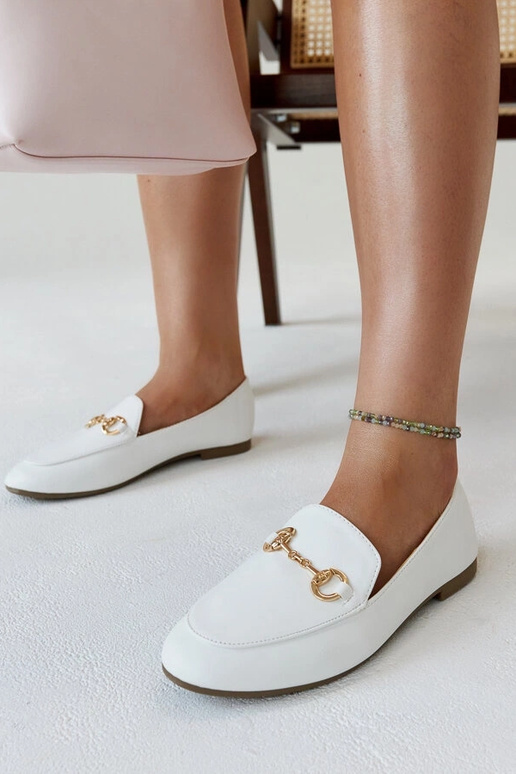 Mocassins brancos com fivela Erminia