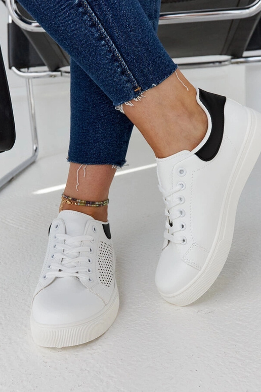 Tênis branco vazado Semhar