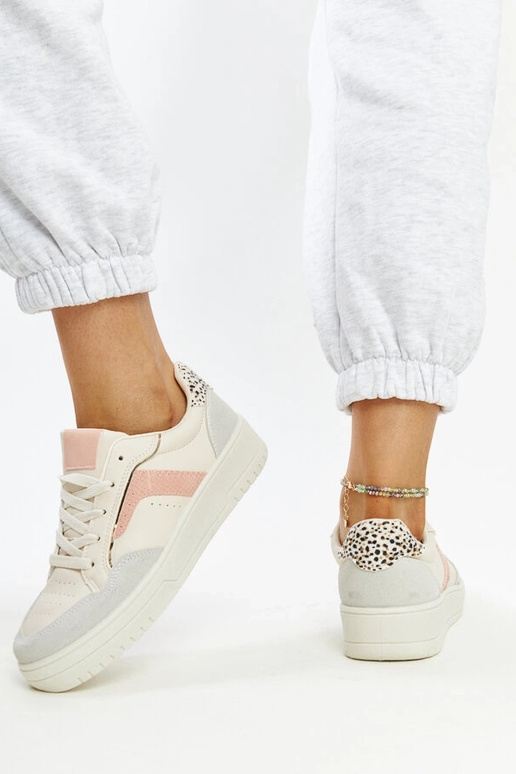 Tênis branco na plataforma Walda