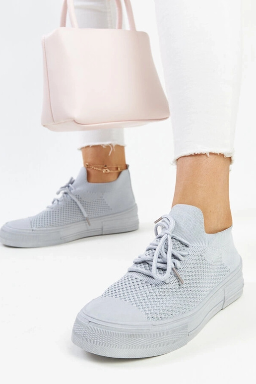 Tênis esportivo leve cinza Senaida