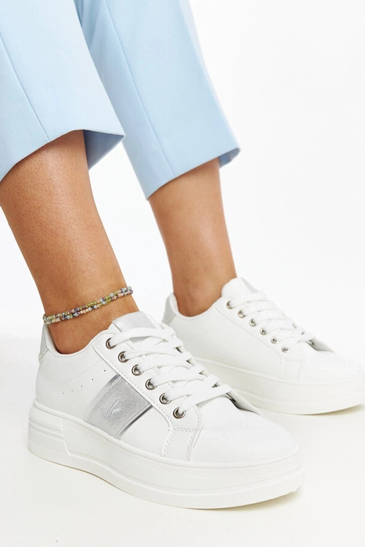 Tênis branco e prata com sola...