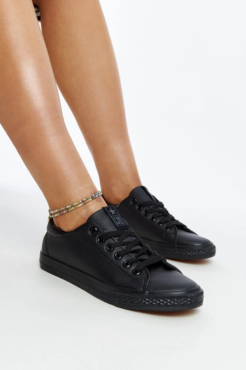 Tênis preto couro ecológico...