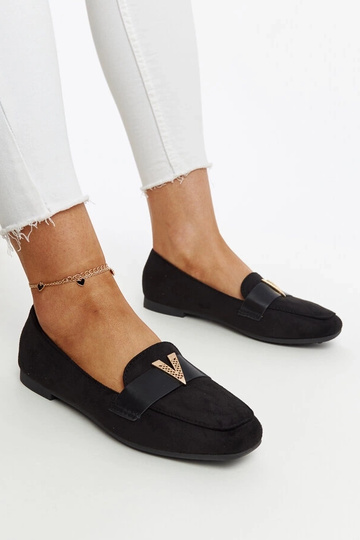 Mocassins pretos com decoração Namal