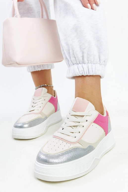 Tênis branco e rosa com sola mais...