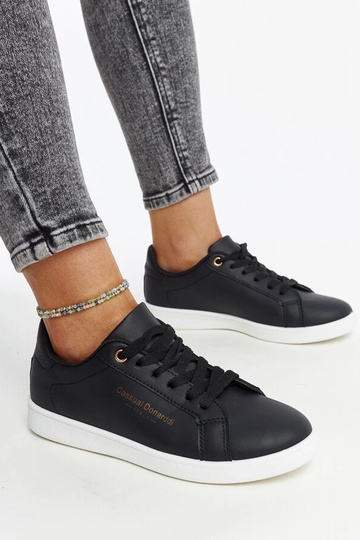 Tênis de couro ecológico...