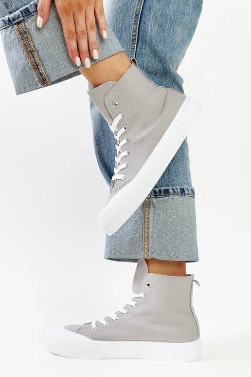 Tênis altos cinzas Vinka
