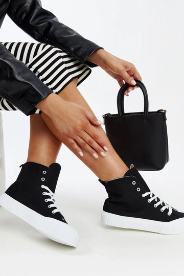 Tênis cano alto preto Vinka 2