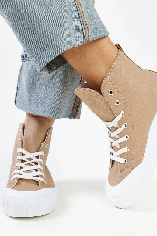 Tênis cano alto marrom Vinka