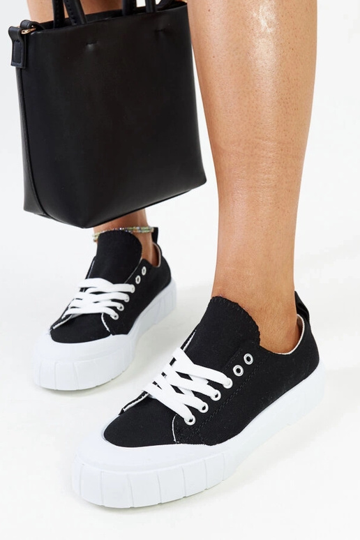 Tênis de tecido preto Eduard's