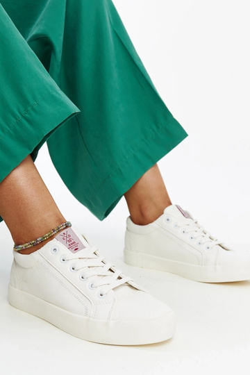 Tênis feminino branco de couro ecológico CROSS JEANS 2