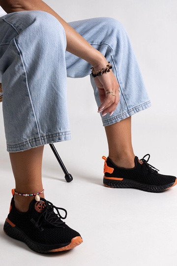 Tênis de tecido preto para...