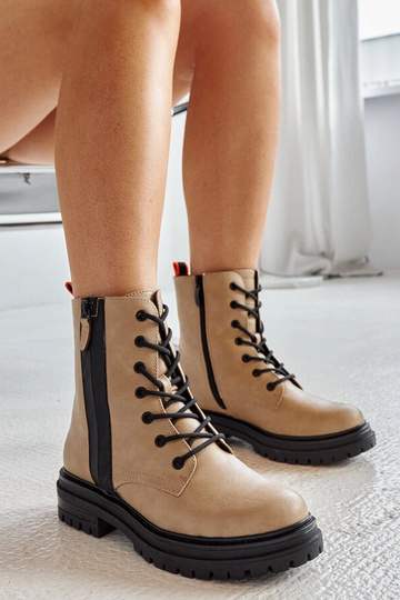 Botas trappers bejes... 2