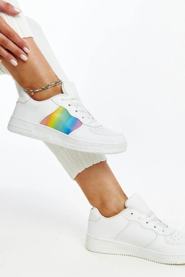 Sneakers brancos com cor e plataforma Asmarina