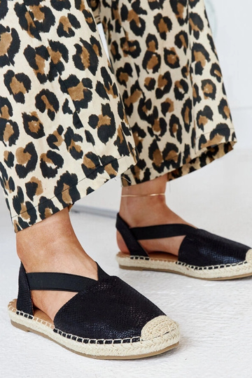 Alpercatas pretas abertas... 2