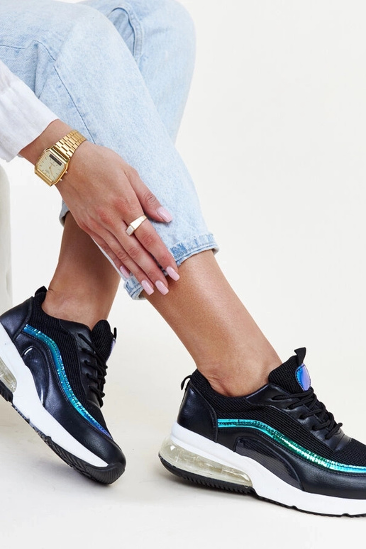 Tênis preto com holograma Jelka