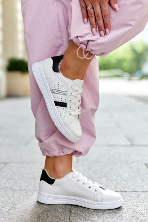 Tênis Berdine preto e branco em couro...