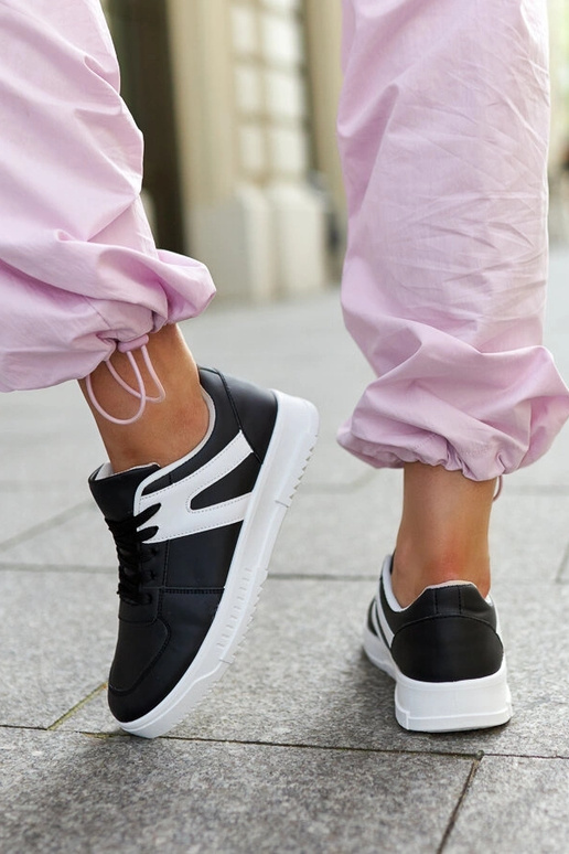 Tênis esportivo Hagara preto